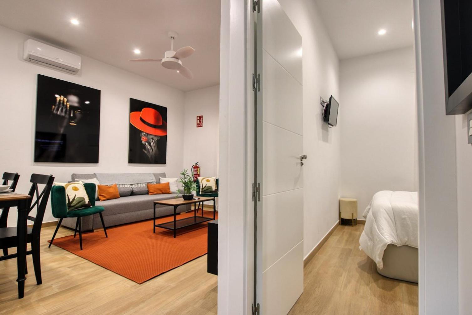 Apartamento Lokys Centro Ciudad, Parking Privado Gratuito Murcia Esterno foto